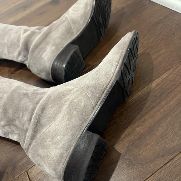 Authentic Stuart Weitzman lowland over the knee suede boots - Picture 4 of 4